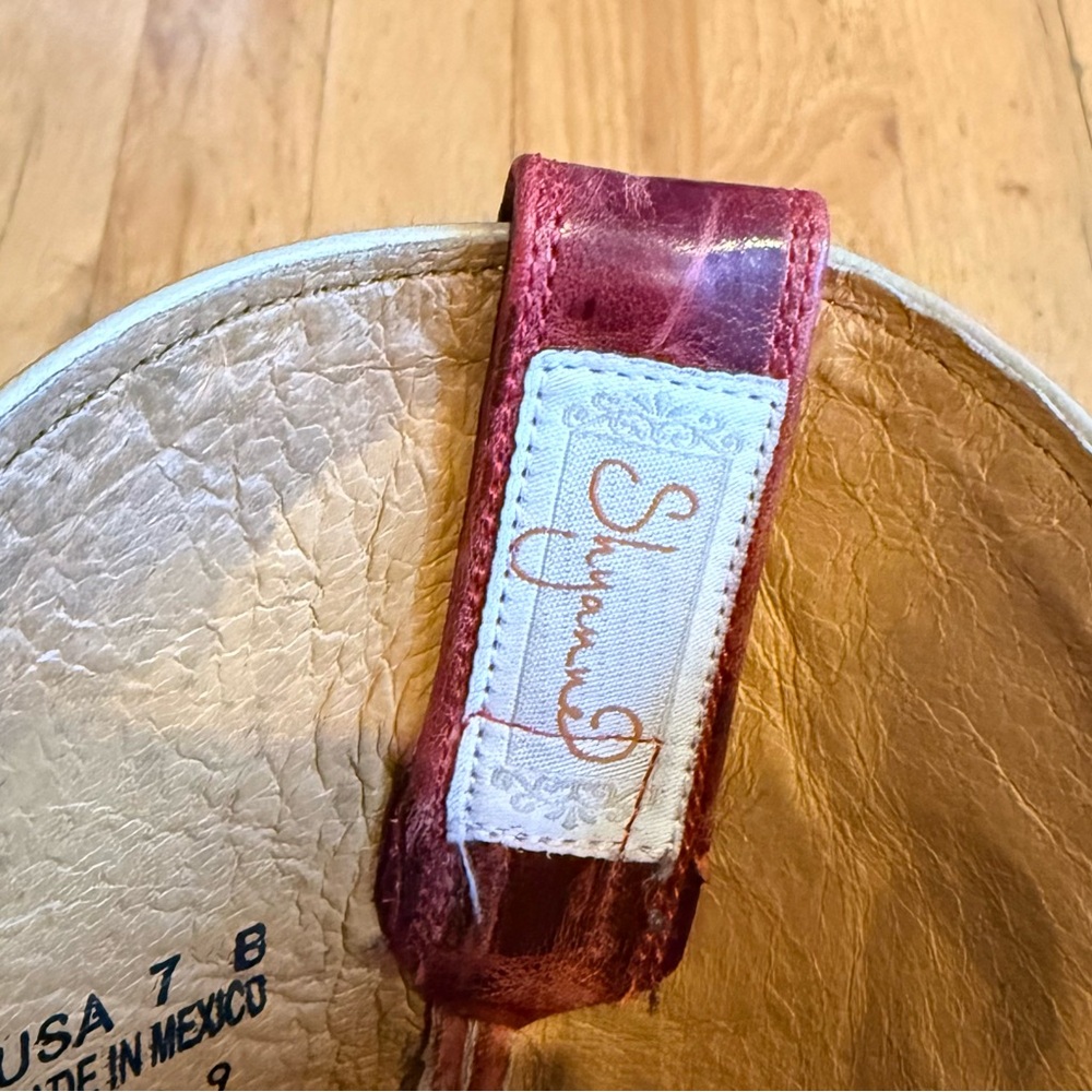 Shyanne Leather Red ish/Rosey Floral Embroidered Cowgirl Heeled Boots - Picture 7 of 12